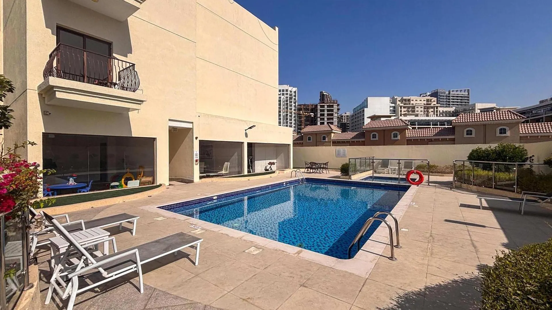Frank Porter - Rokane G22 Dubai United Arab Emirates