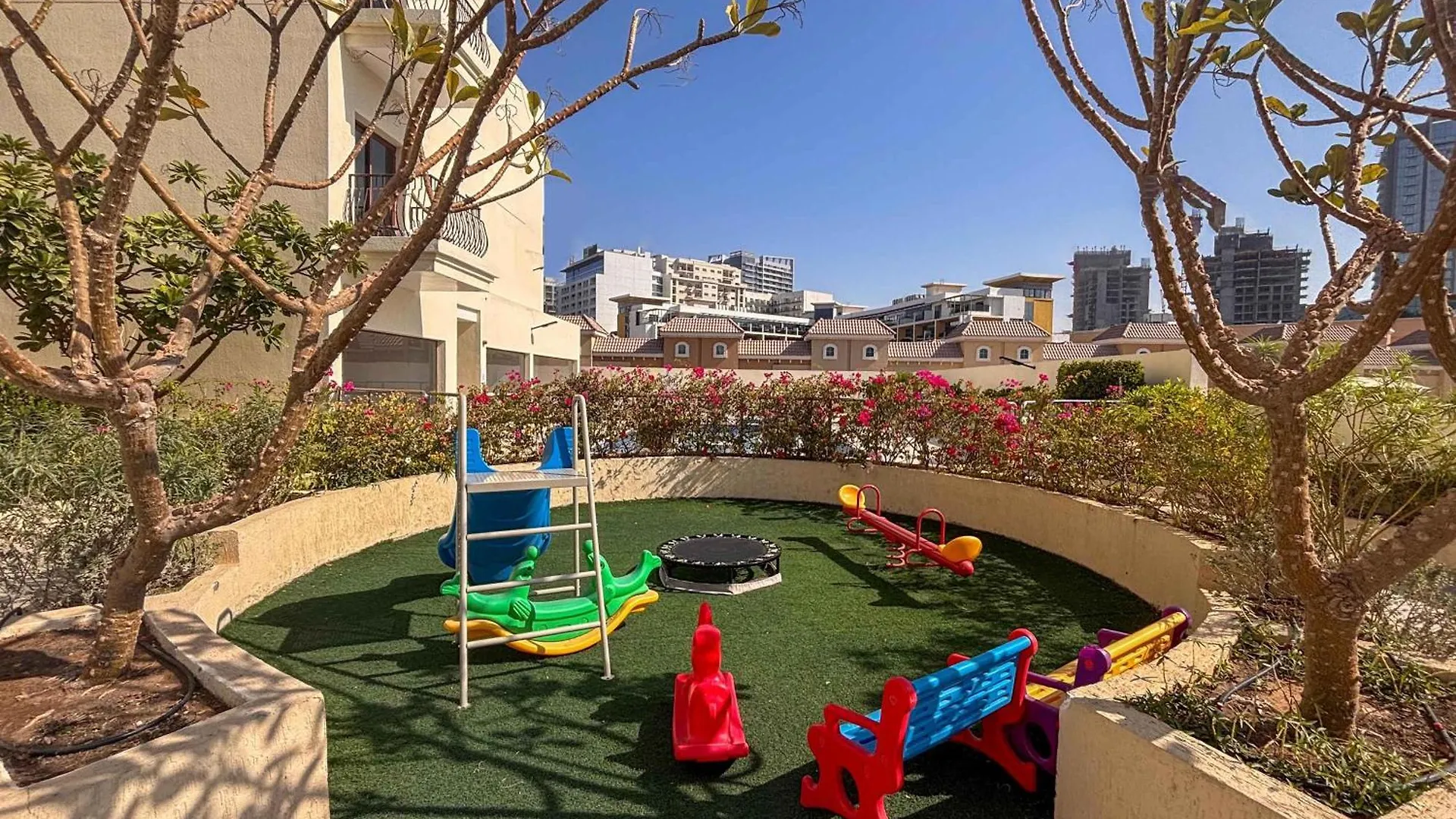 Apartment Frank Porter - Rokane G22 Dubai